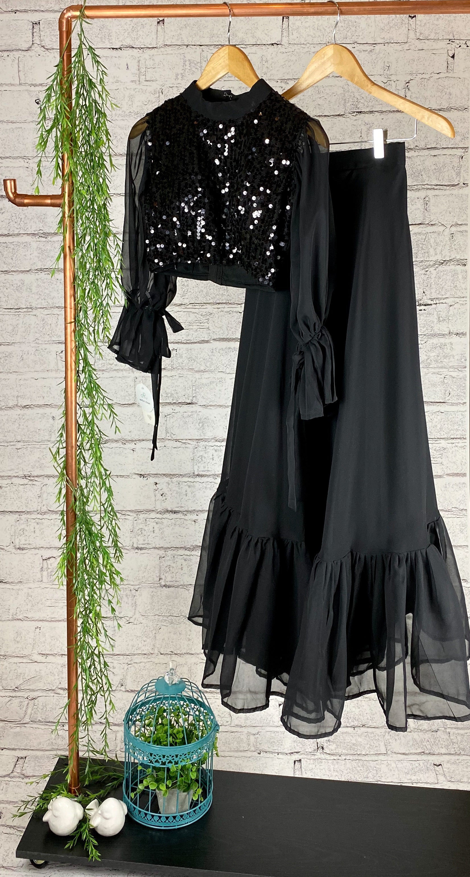 INDO WESTERN Aarika's Closet INDO WESTERN Aarika's Closet