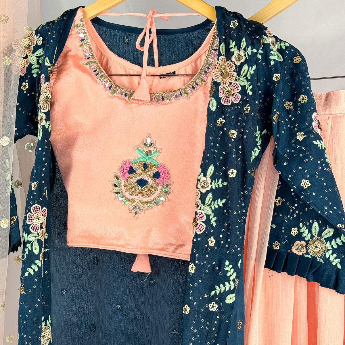 GIRLS -  Aarika's Closet