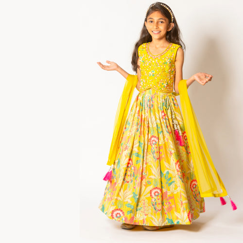 GIRLS -  Aarika's Closet