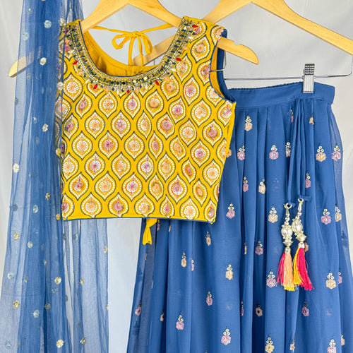 GIRLS -  Aarika's Closet