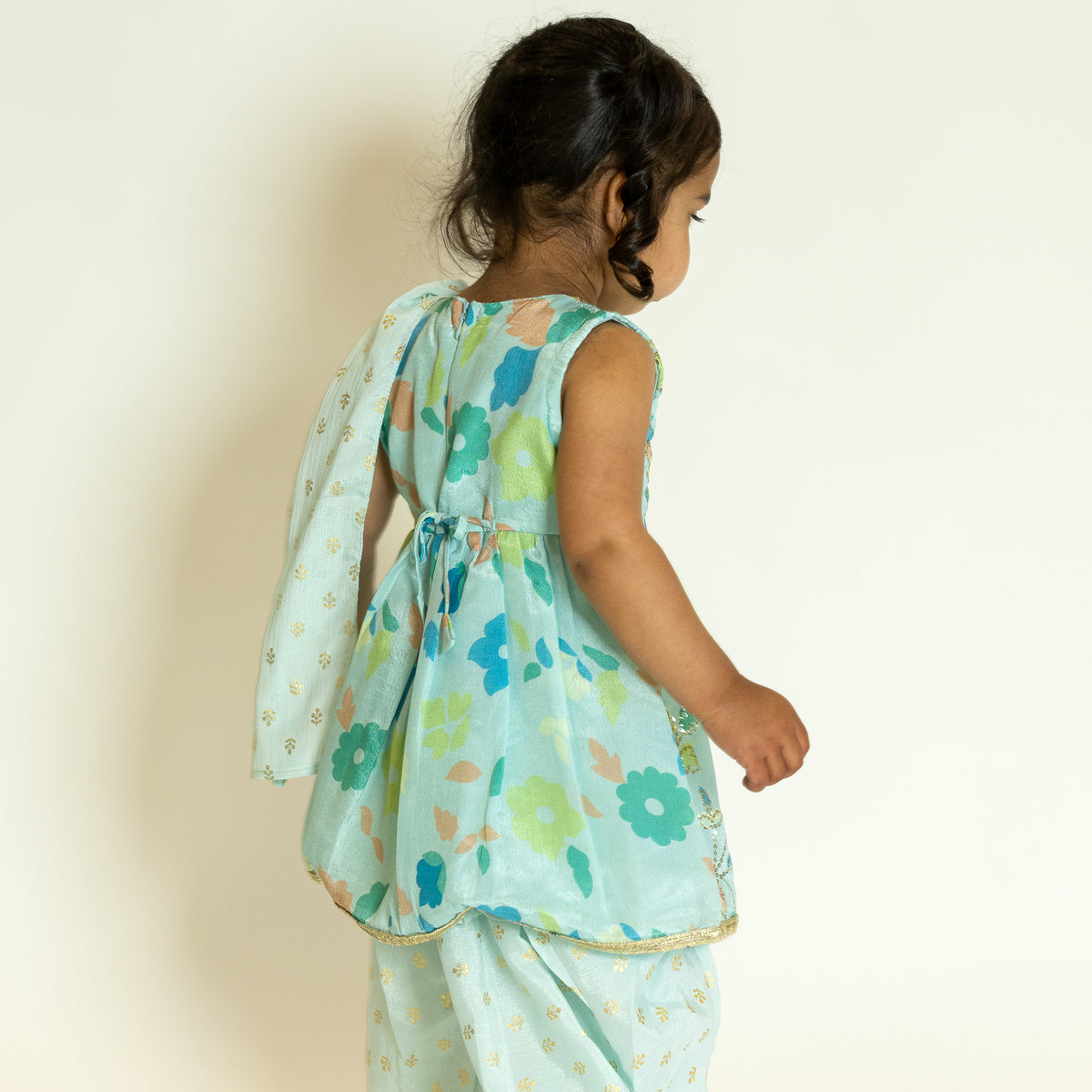 GIRLS -  Aarika's Closet