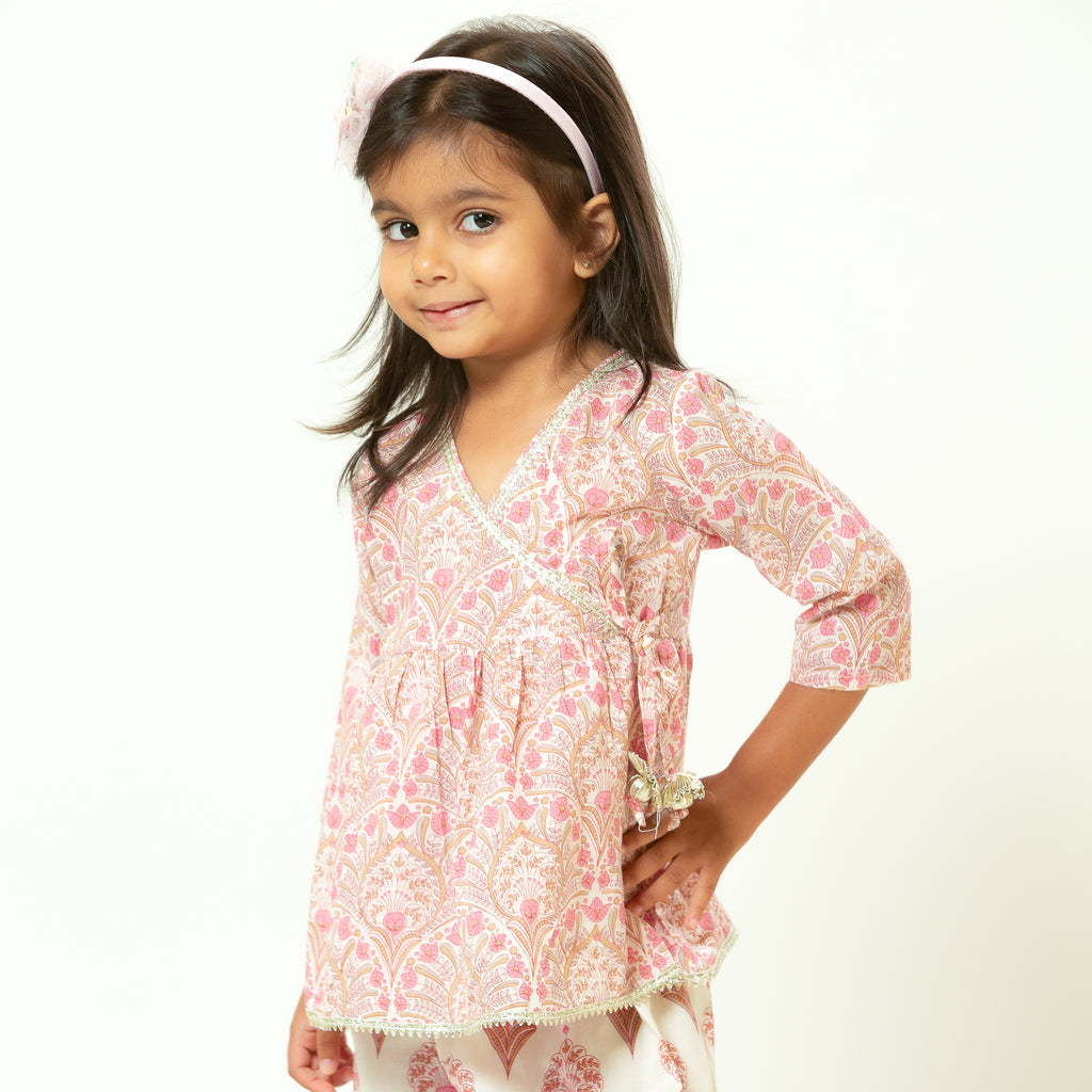 GIRLS -  Aarika's Closet