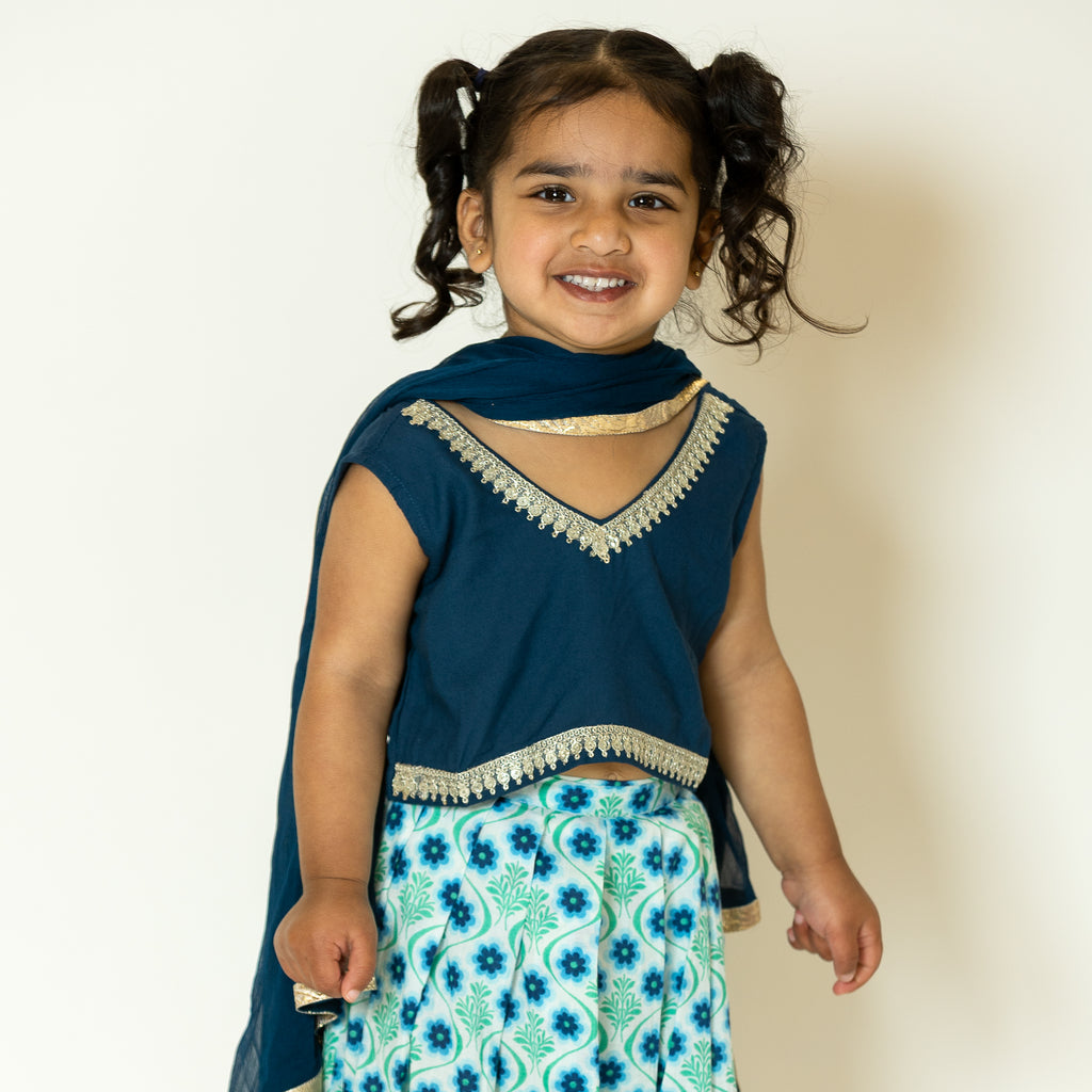 GIRLS -  Aarika's Closet