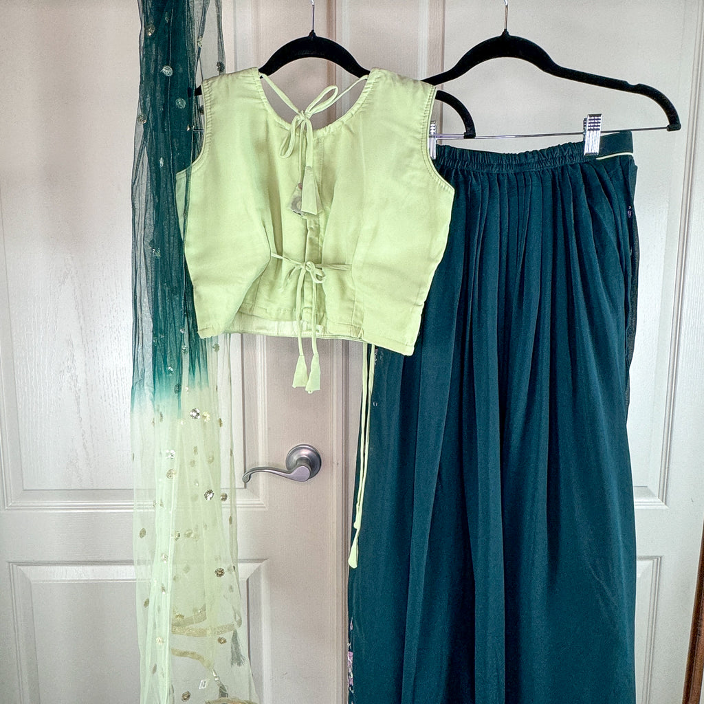 GIRLS -  Aarika's Closet