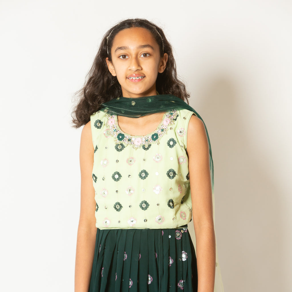 GIRLS -  Aarika's Closet