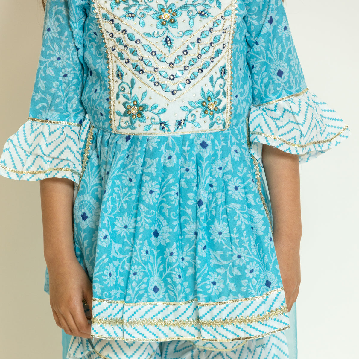 GIRLS -  Aarika's Closet