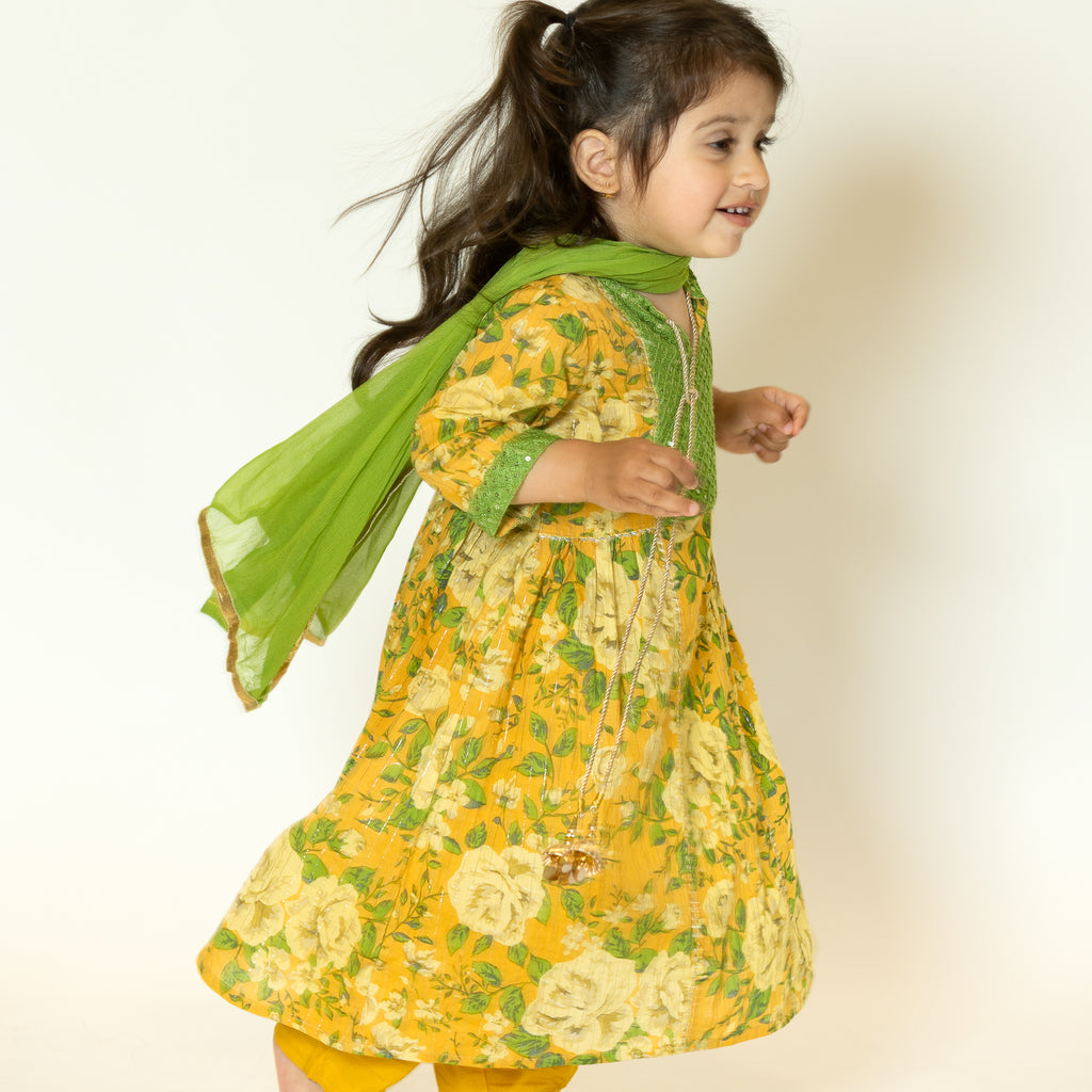 GIRLS -  Aarika's Closet