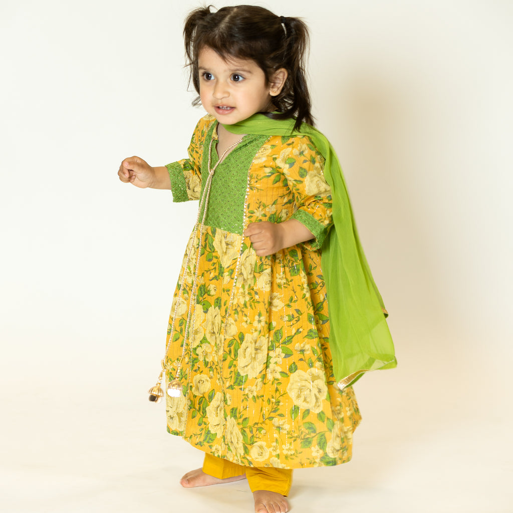 GIRLS -  Aarika's Closet