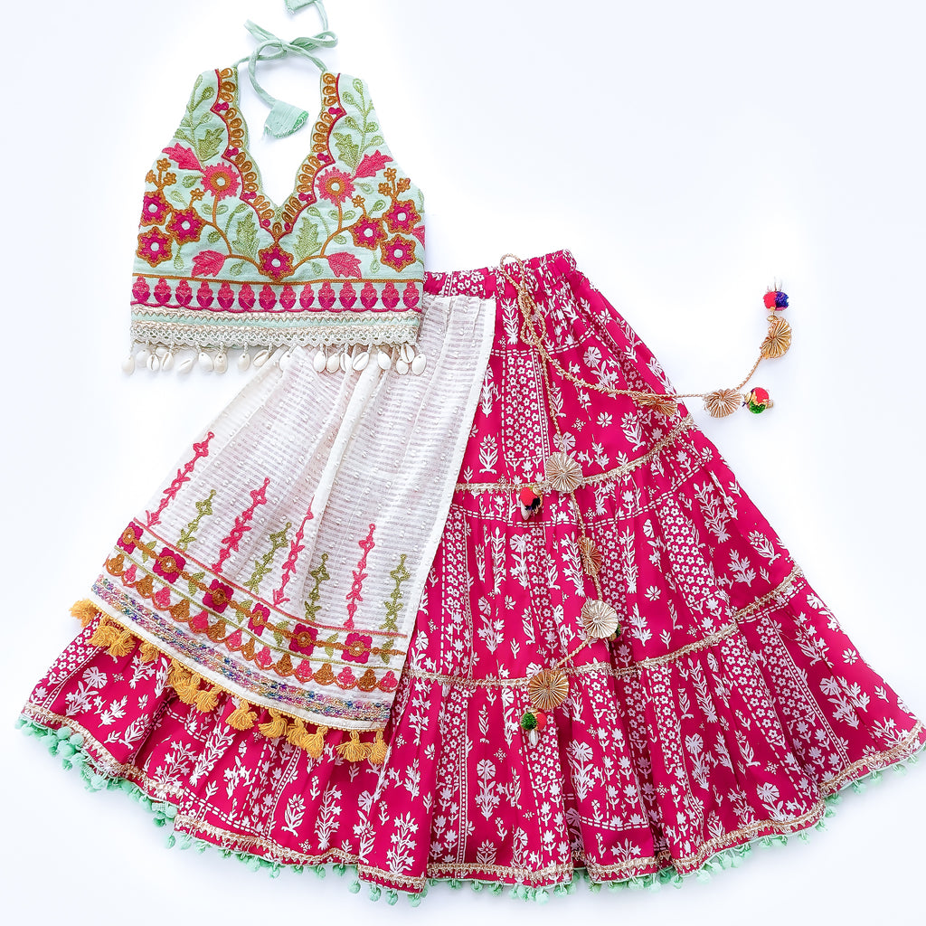 GIRLS -  Aarika's Closet