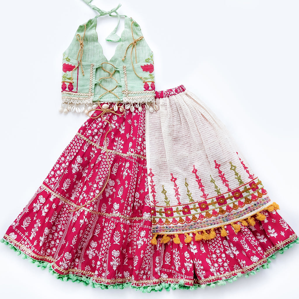 GIRLS -  Aarika's Closet