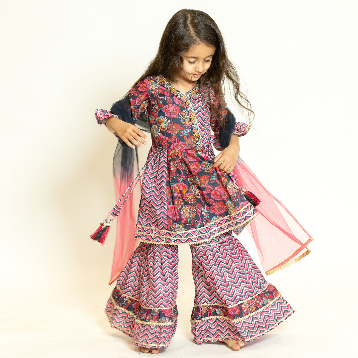 GIRLS -  Aarika's Closet