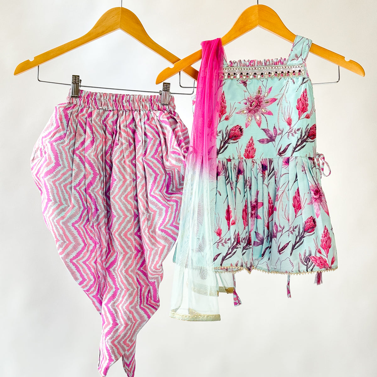GIRLS -  Aarika's Closet