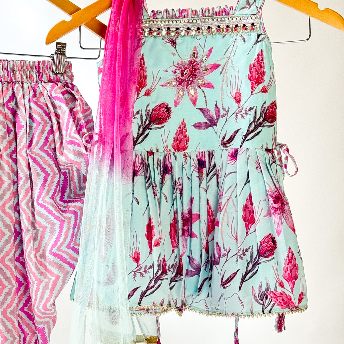 GIRLS -  Aarika's Closet