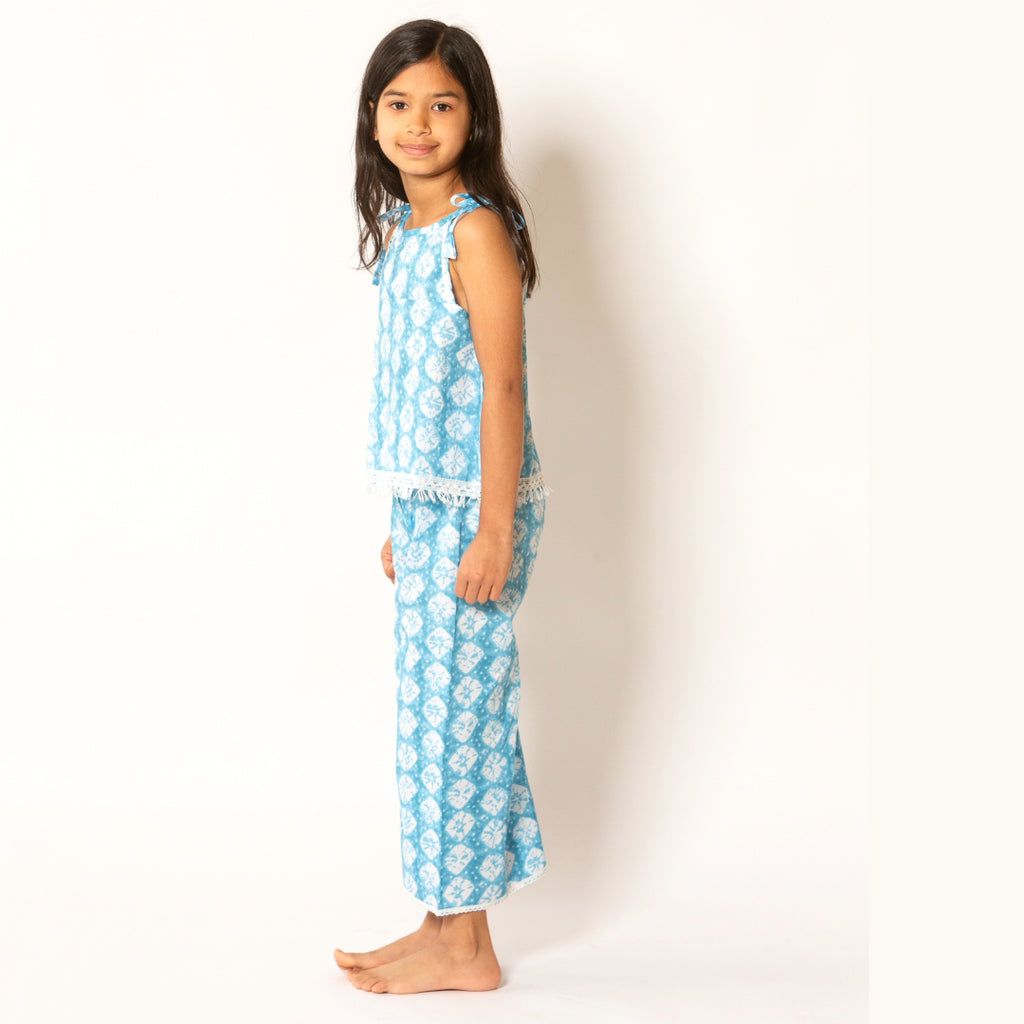 GIRLS -  Aarika's Closet