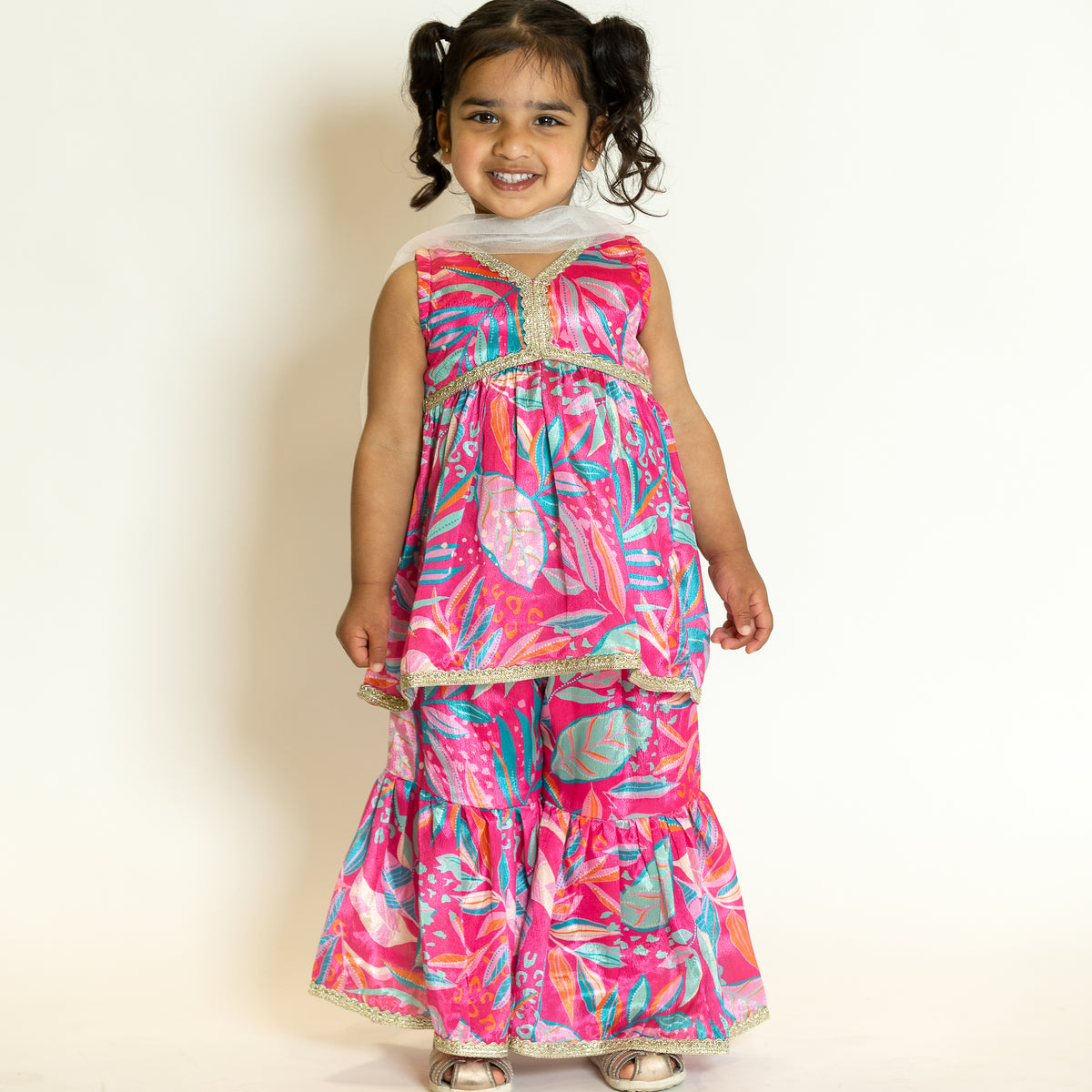 GIRLS -  Aarika's Closet
