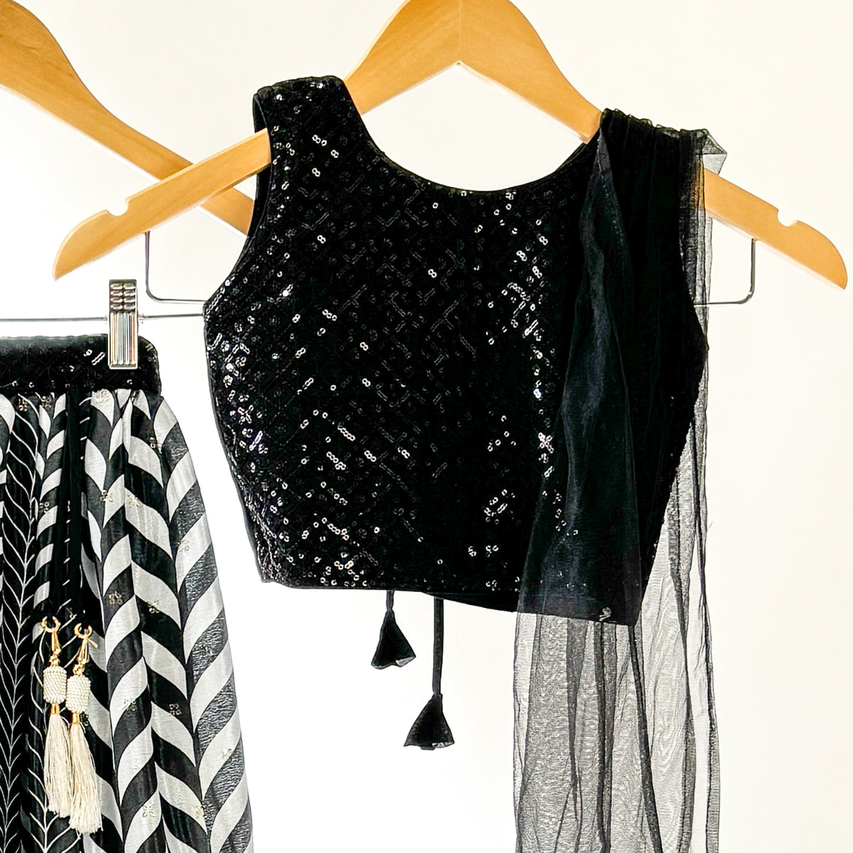 GIRLS -  Aarika's Closet