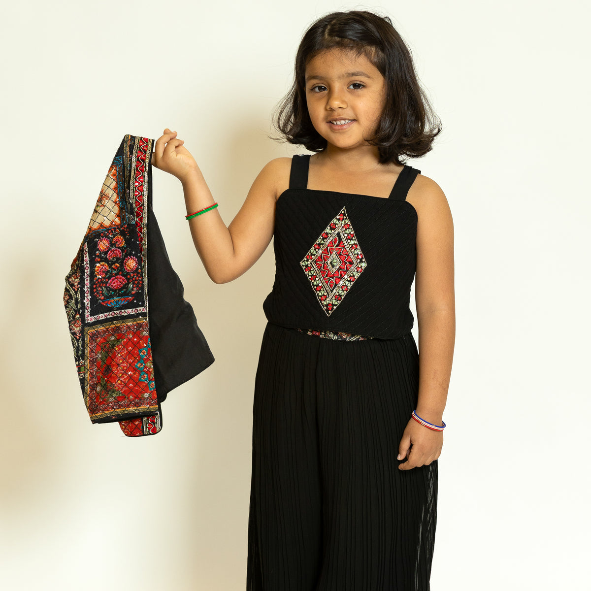 GIRLS -  Aarika's Closet
