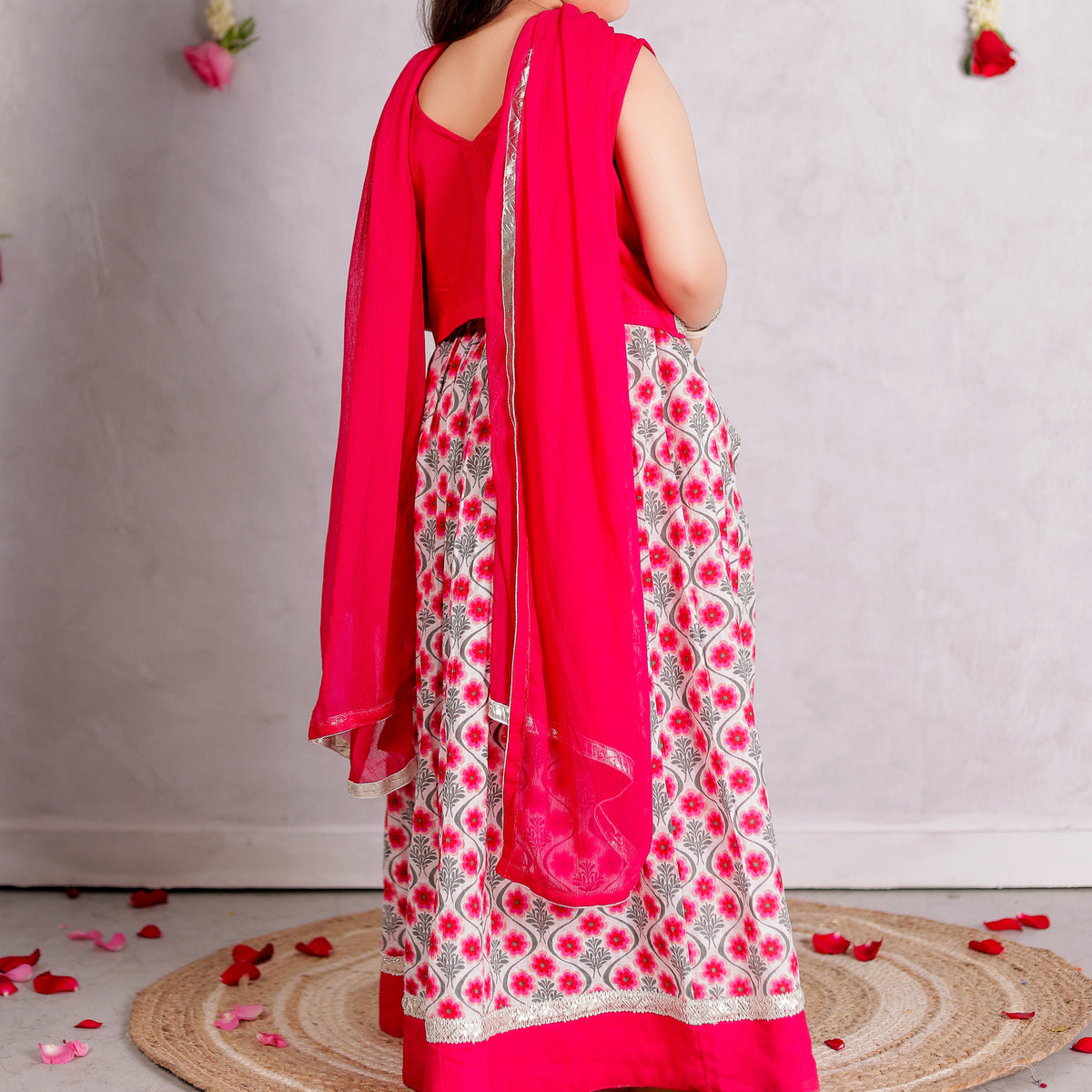 GIRLS -  Aarika's Closet