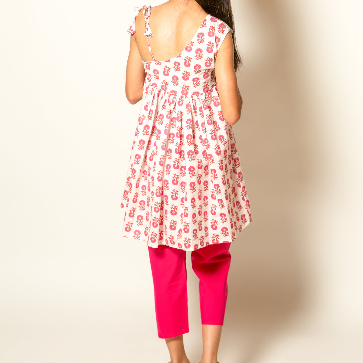GIRLS -  Aarika's Closet