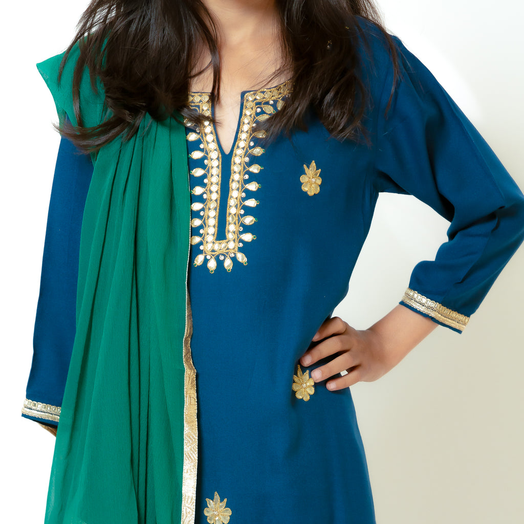 GIRLS -  Aarika's Closet