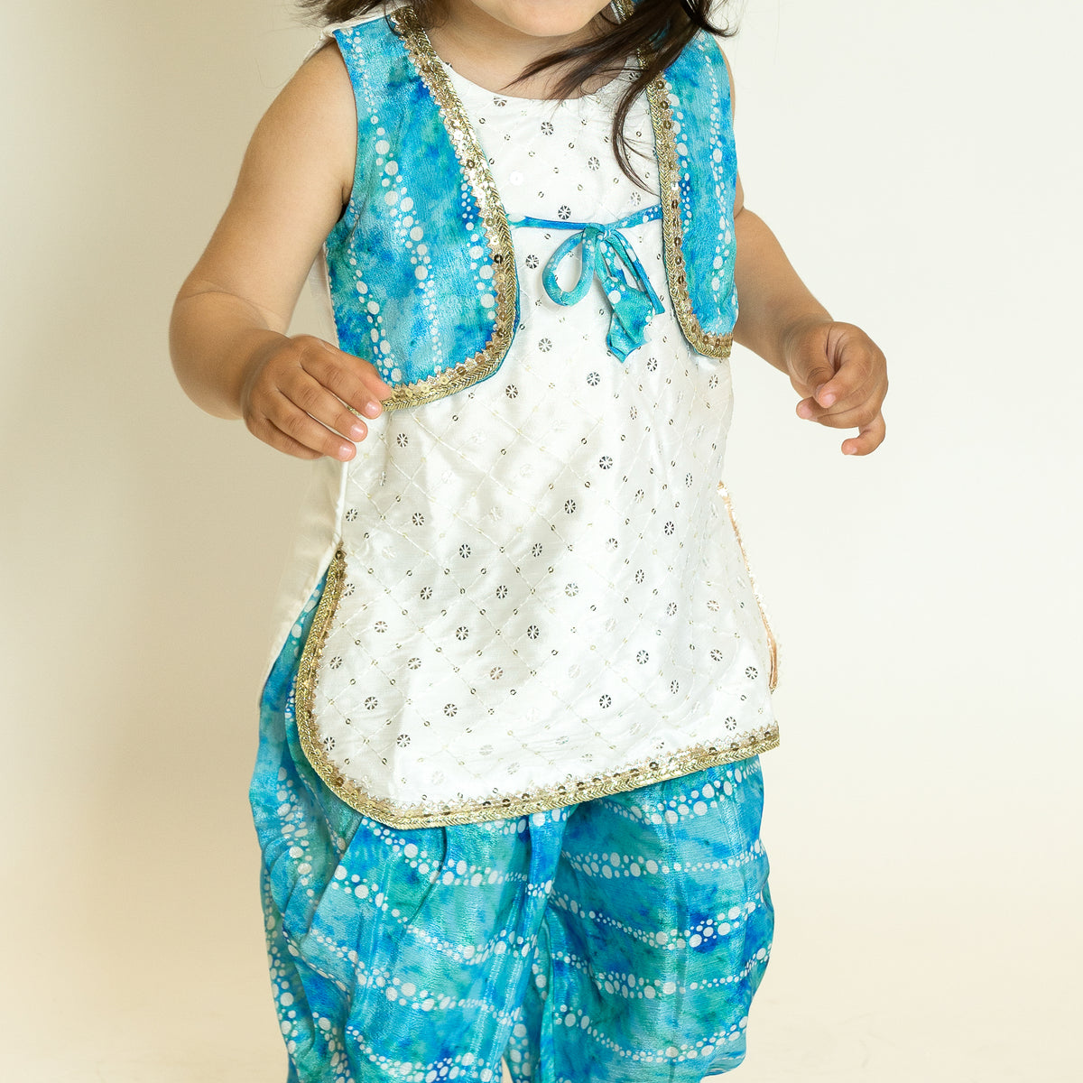 GIRLS -  Aarika's Closet