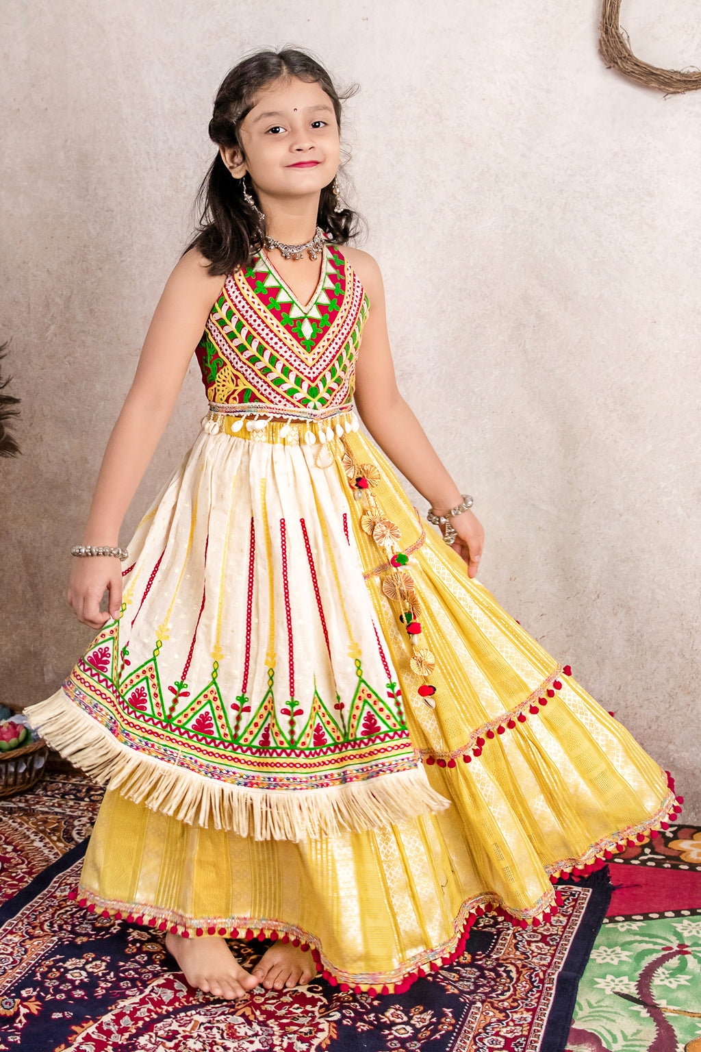 GIRLS -  Aarika's Closet