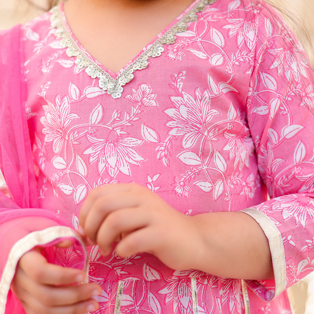 GIRLS -  Aarika's Closet
