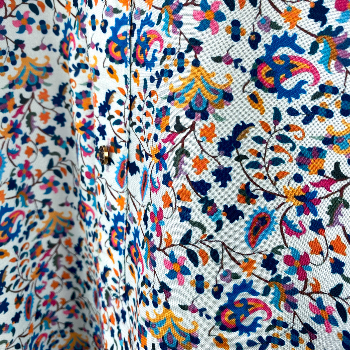AINESH - Multicolor Floral and Paisley Print Kurta Pajama