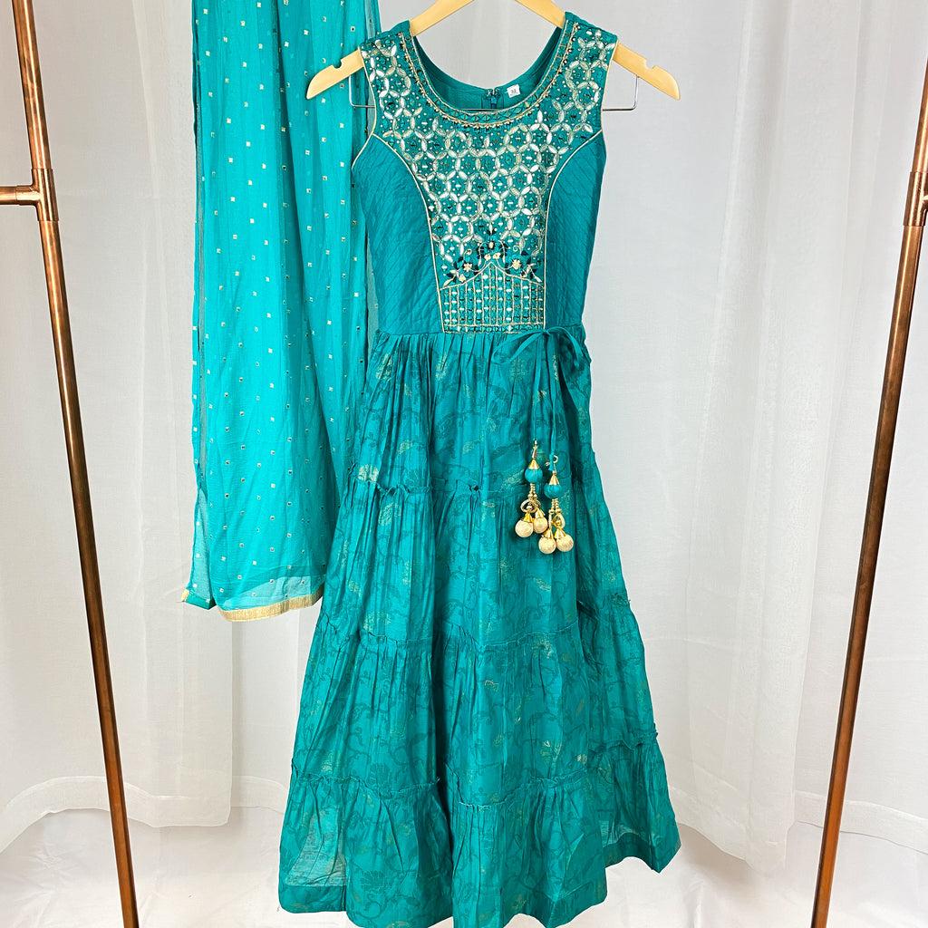 GIRLS -  Aarika's Closet