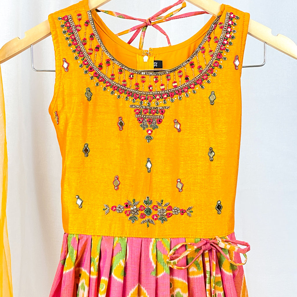 GIRLS -  Aarika's Closet
