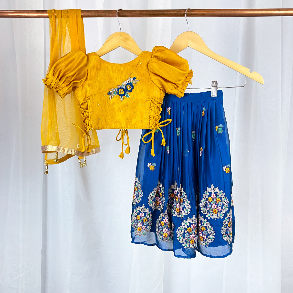 GIRLS -  Aarika's Closet