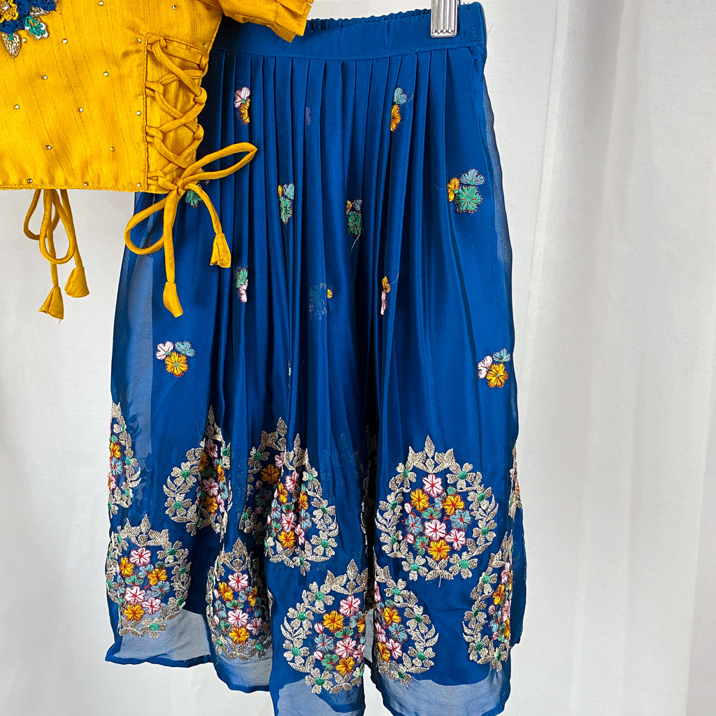 GIRLS -  Aarika's Closet