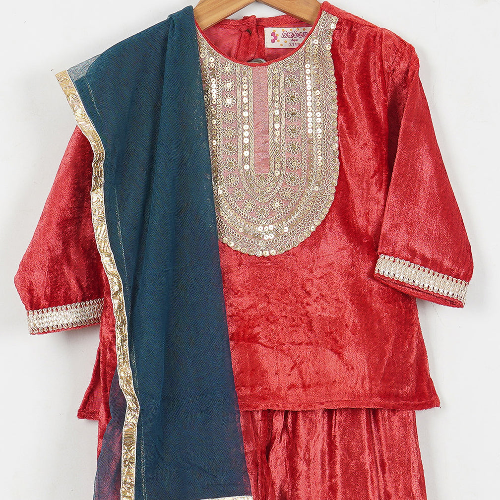 GIRLS -  Aarika's Closet