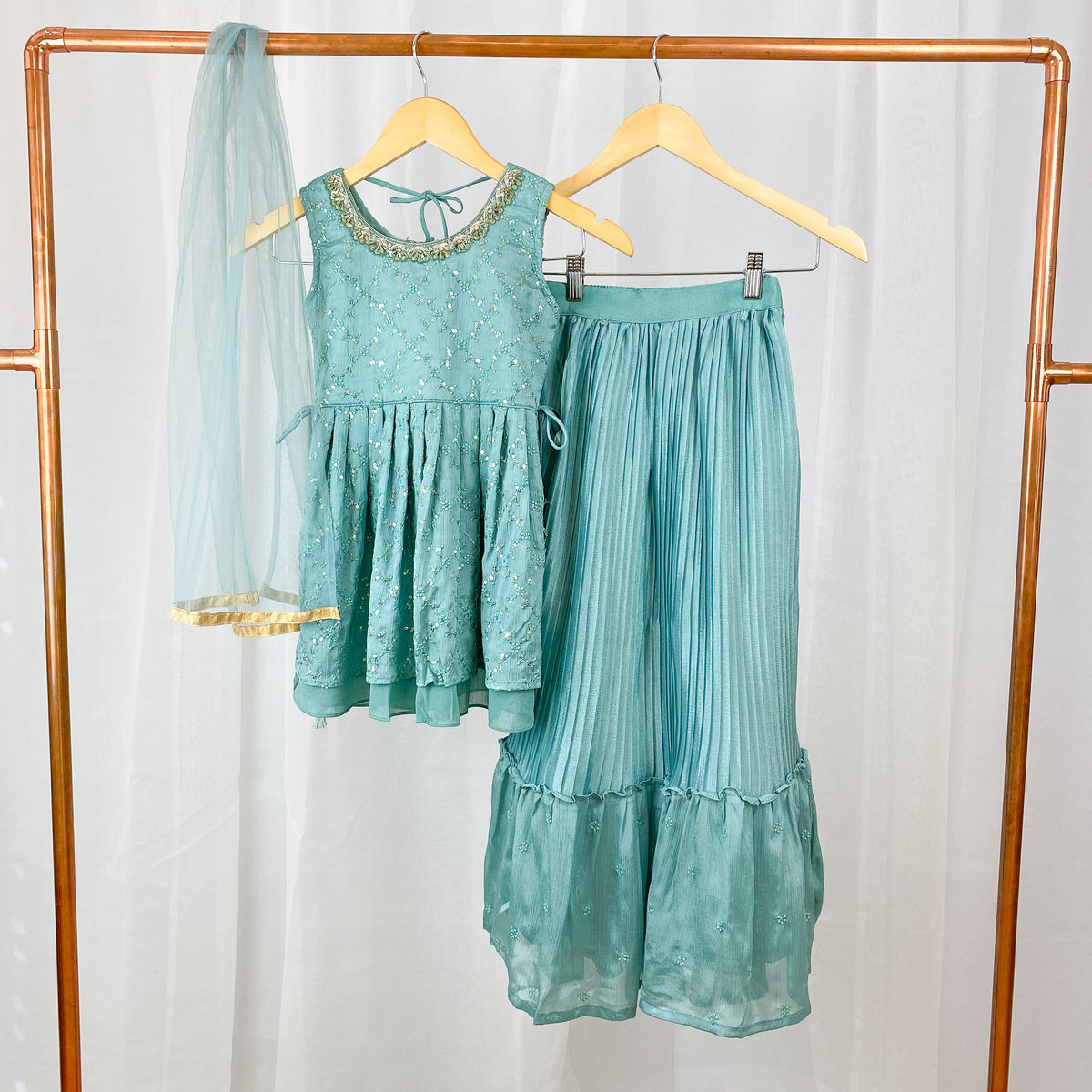 GIRLS -  Aarika's Closet