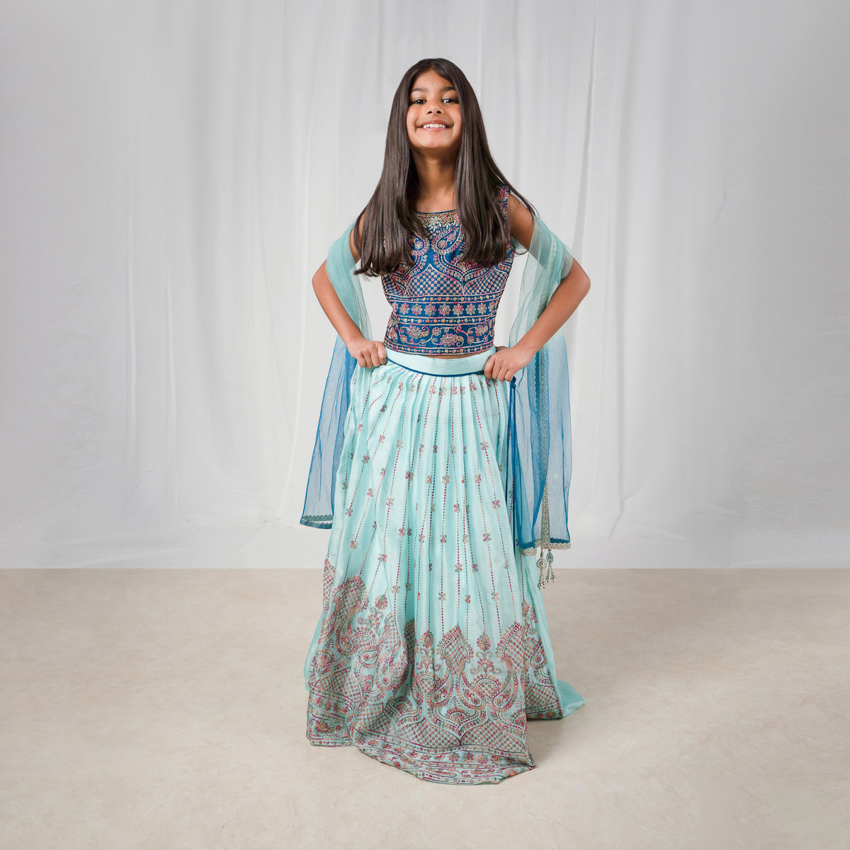 GIRLS -  Aarika's Closet