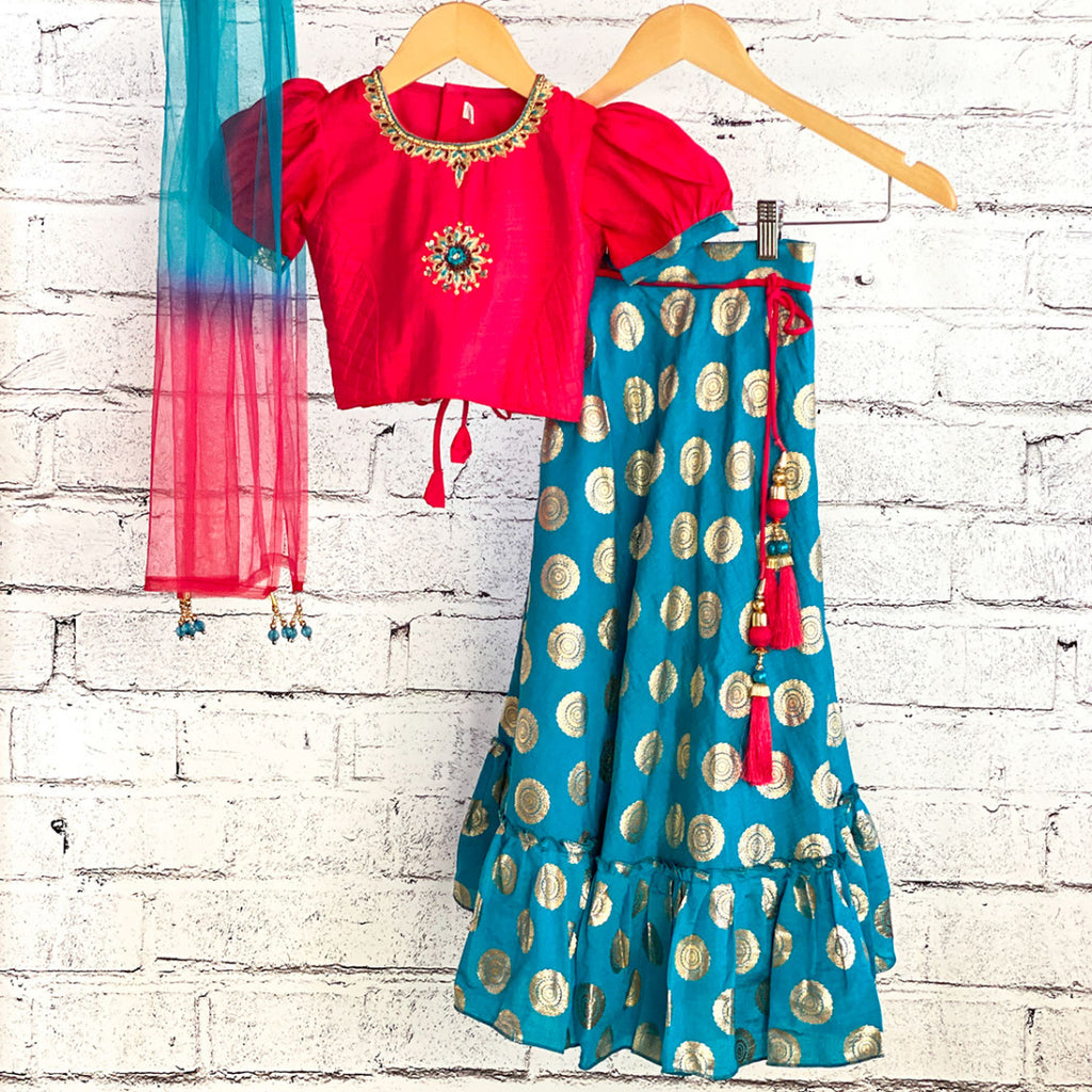 GIRLS -  Aarika's Closet