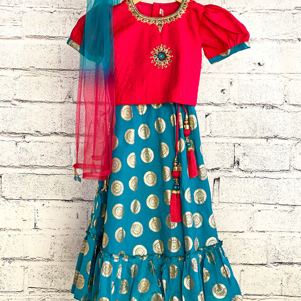 GIRLS -  Aarika's Closet