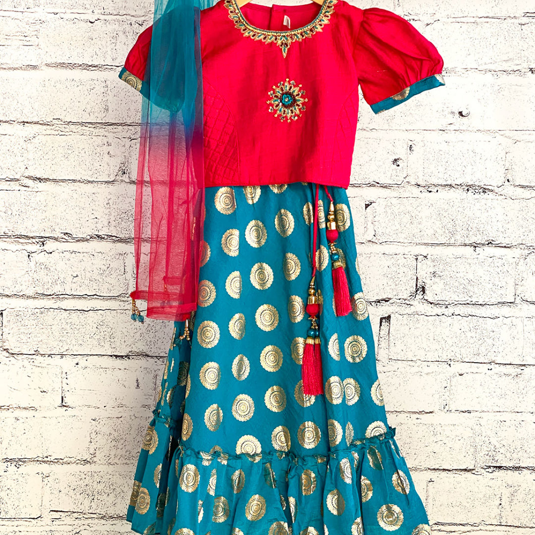 GIRLS -  Aarika's Closet