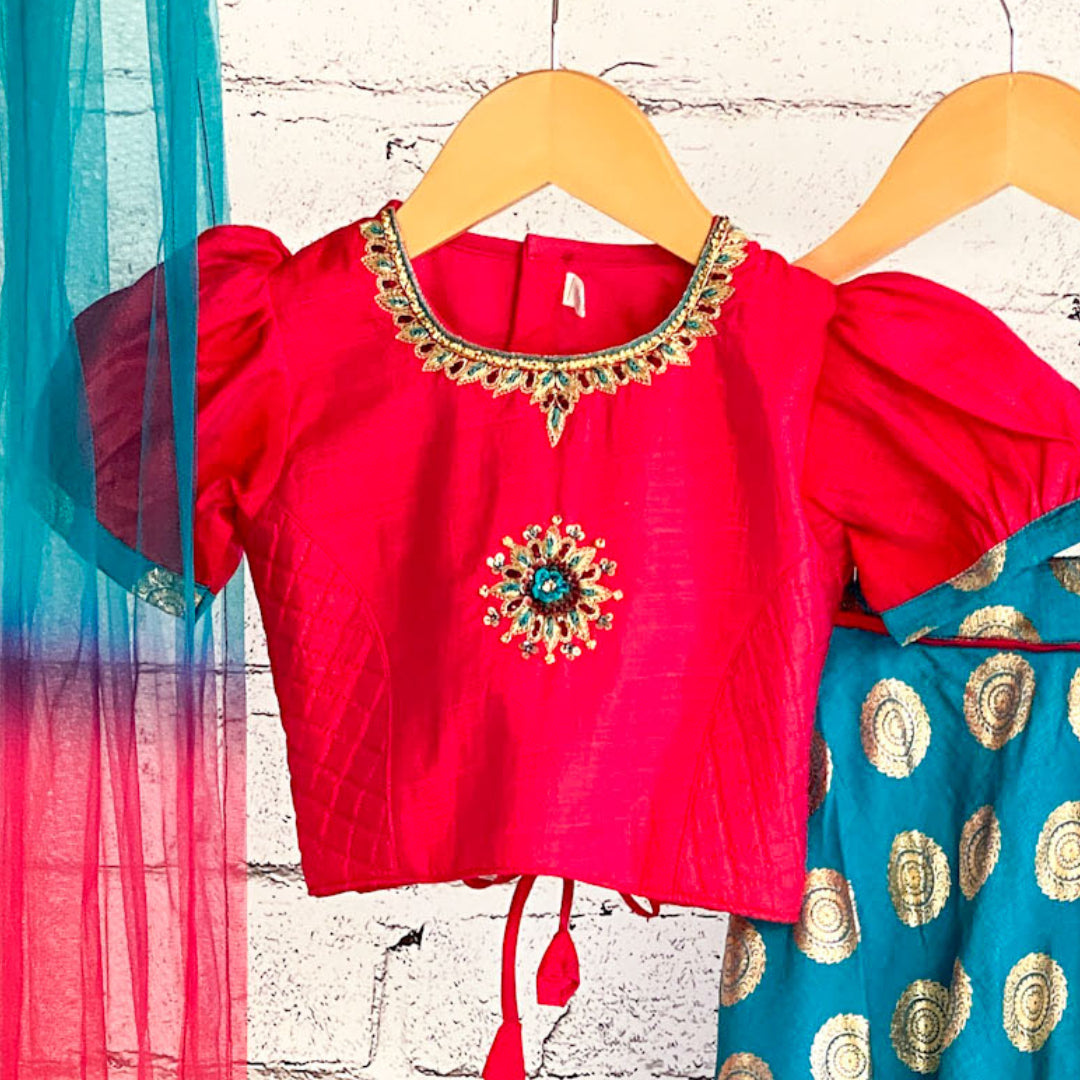 GIRLS -  Aarika's Closet