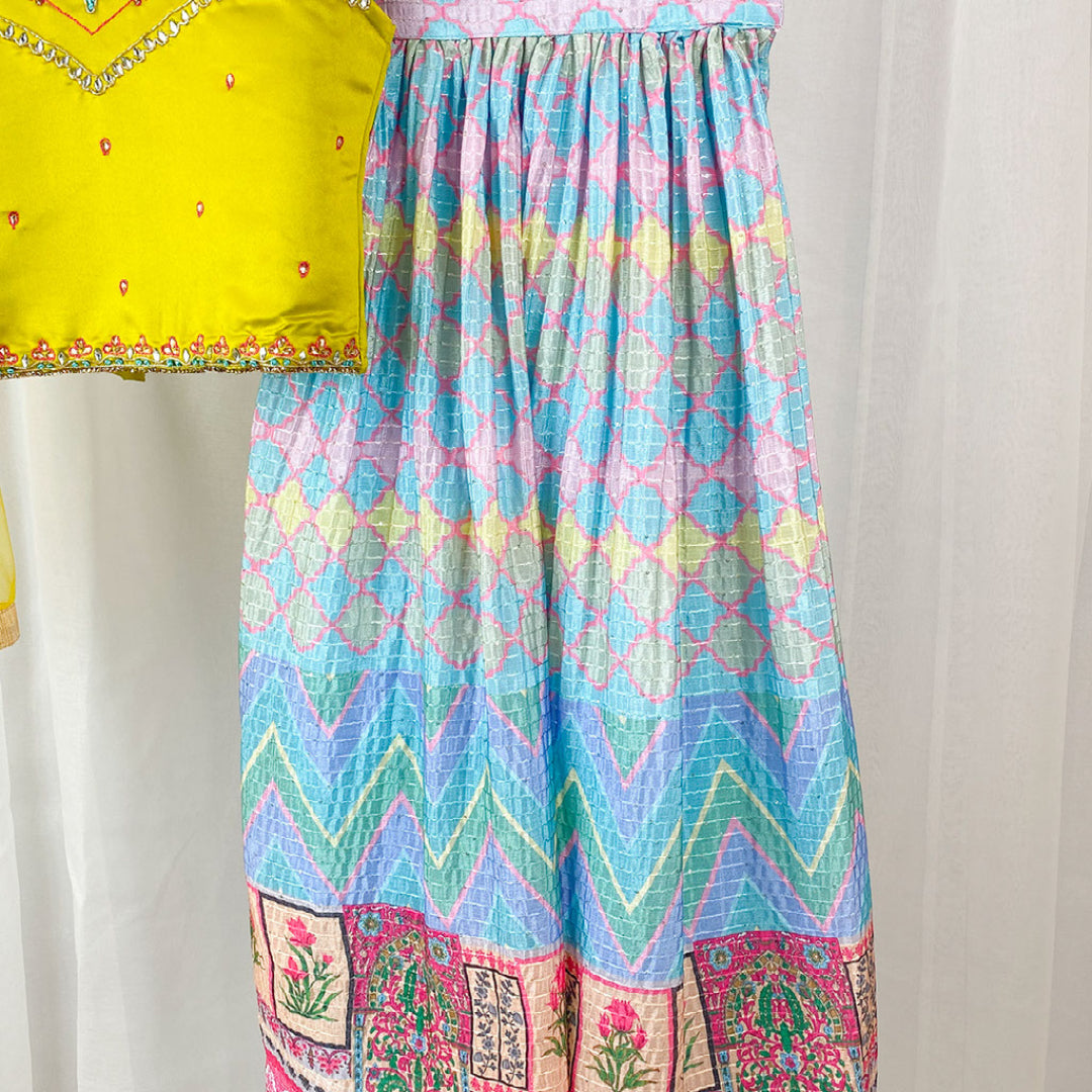 GIRLS -  Aarika's Closet