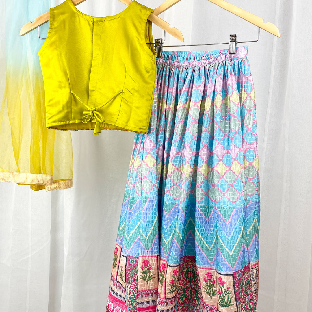 GIRLS -  Aarika's Closet