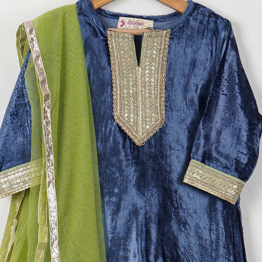 GIRLS -  Aarika's Closet
