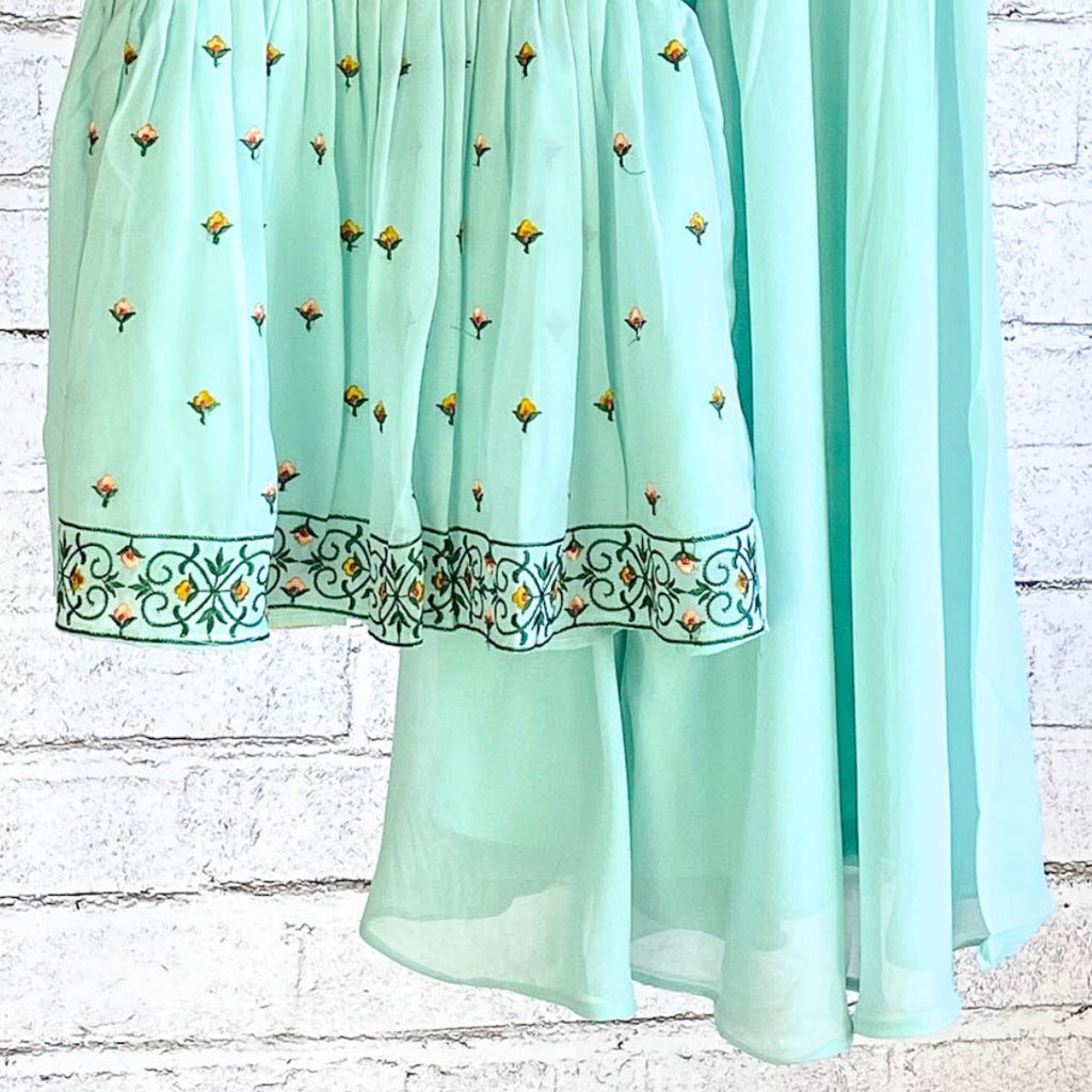 GIRLS -  Aarika's Closet