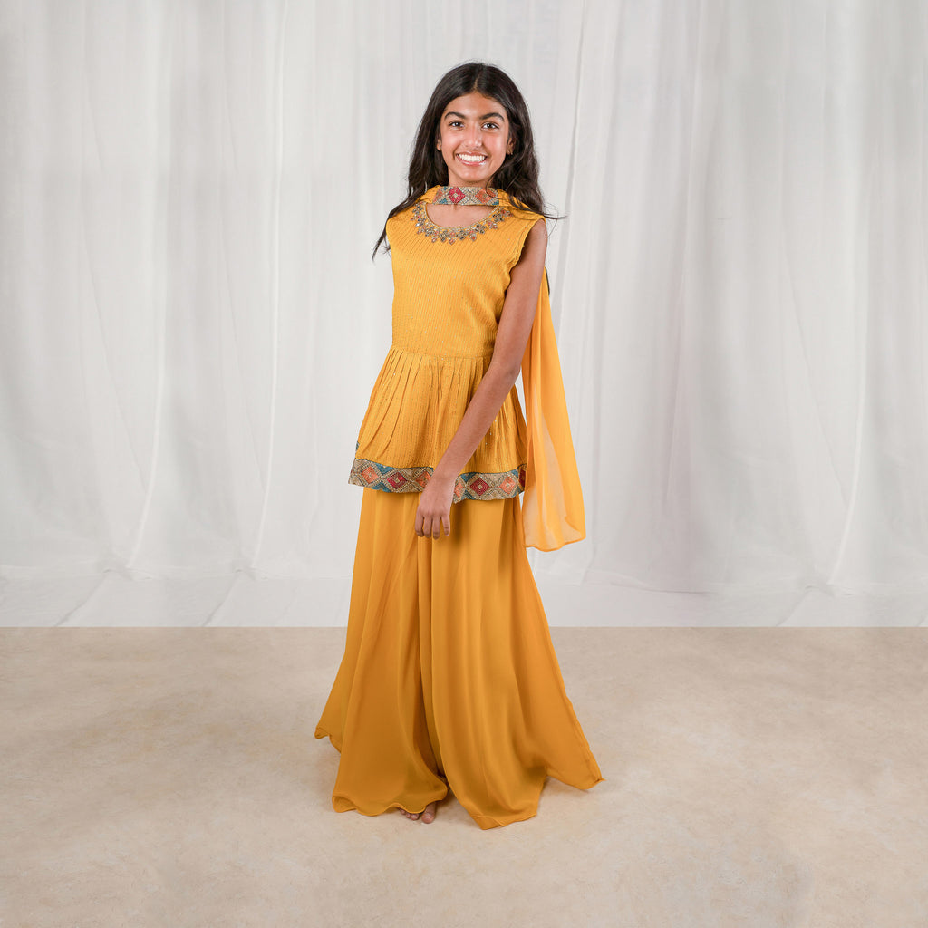 GIRLS -  Aarika's Closet