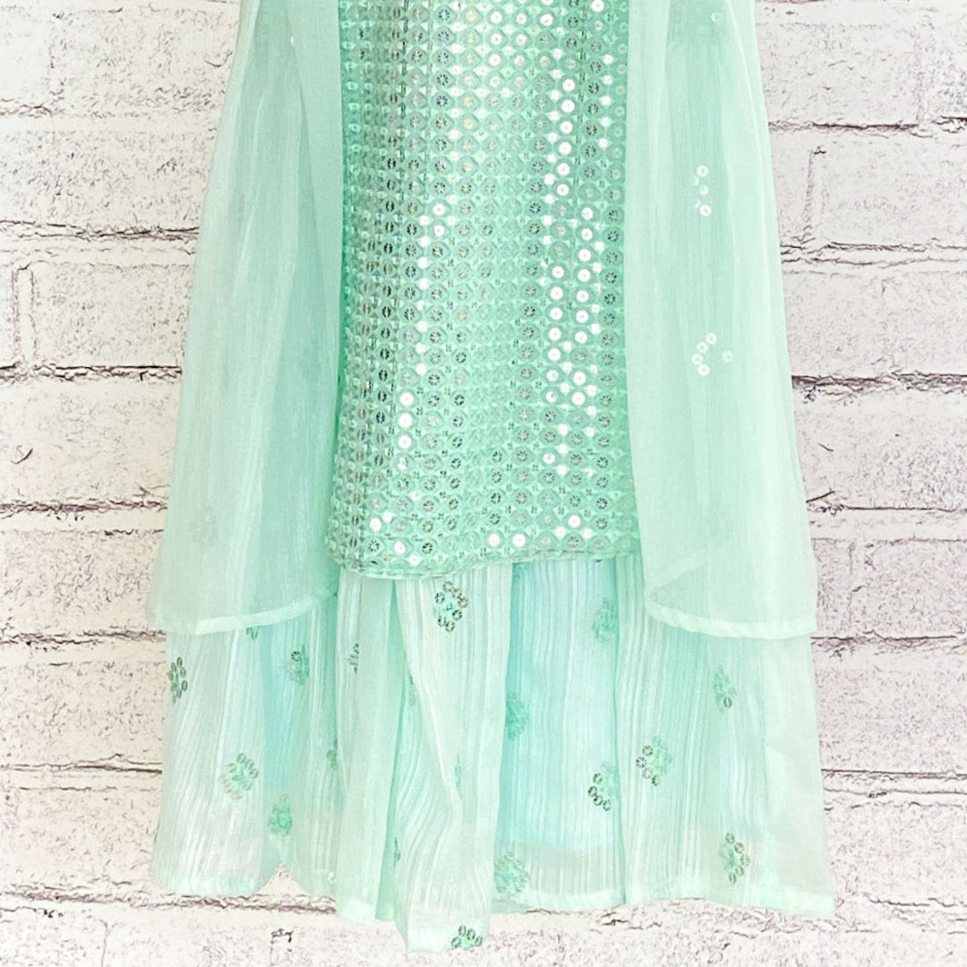 GIRLS -  Aarika's Closet