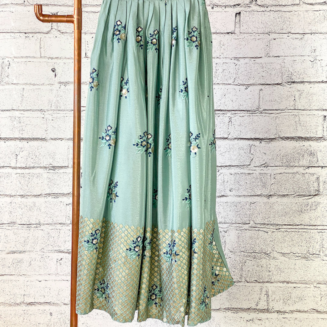GIRLS -  Aarika's Closet